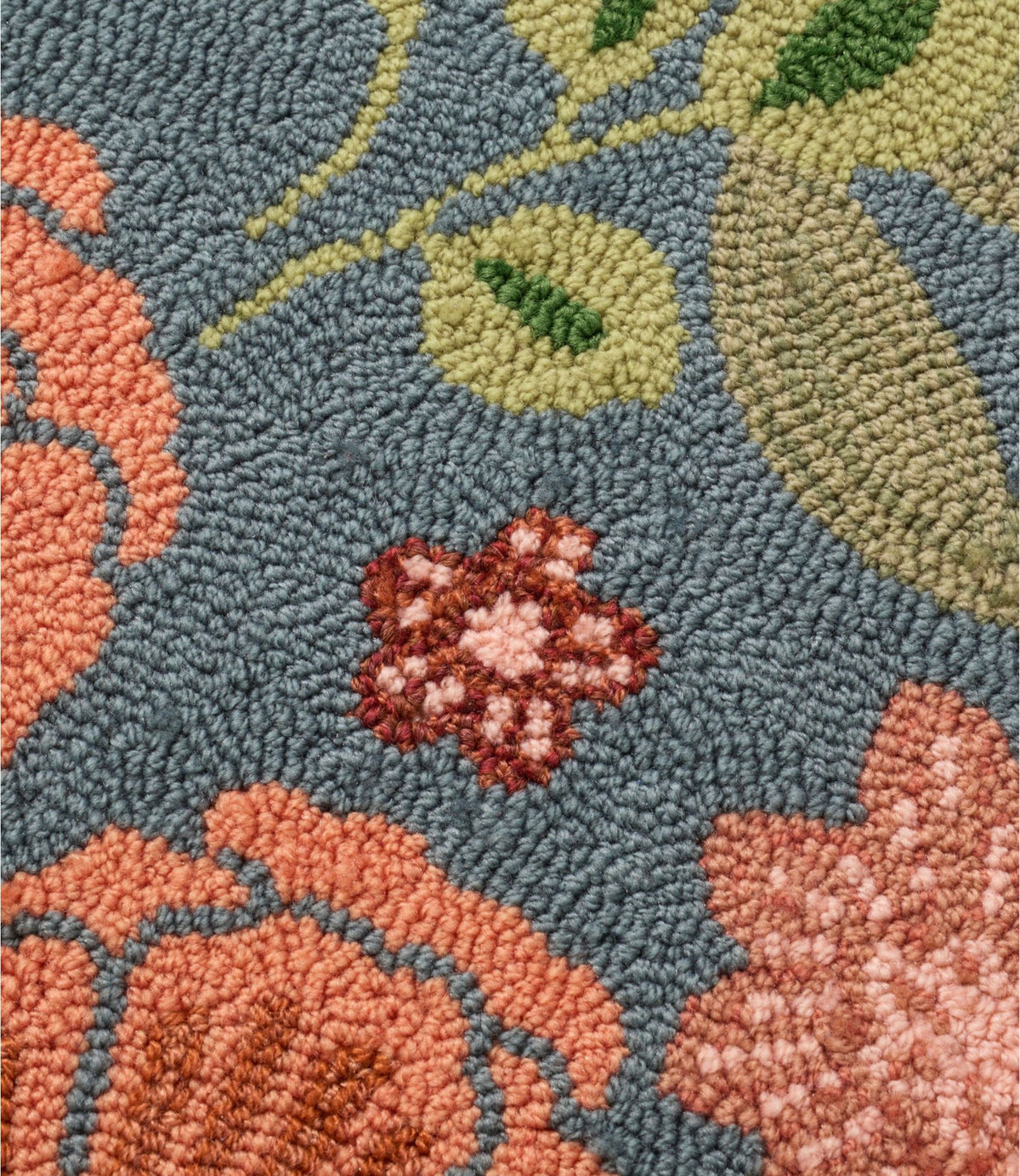 L.L.Bean Indoor/Outdoor Vacationland Rug, Floral Bloom Multi