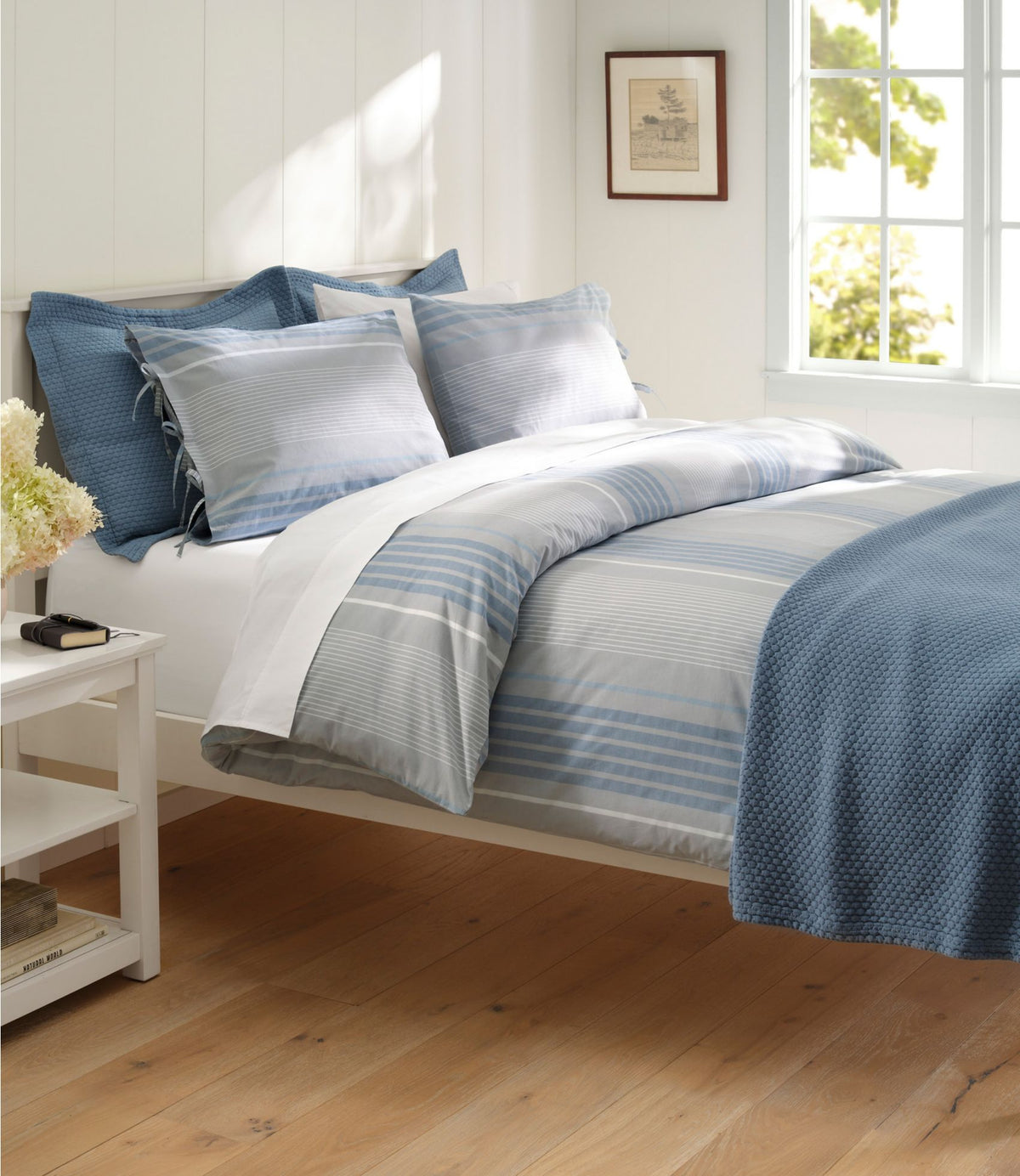 L.L.Bean Organic Honeycomb Matelassé Coverlet Bay Blue