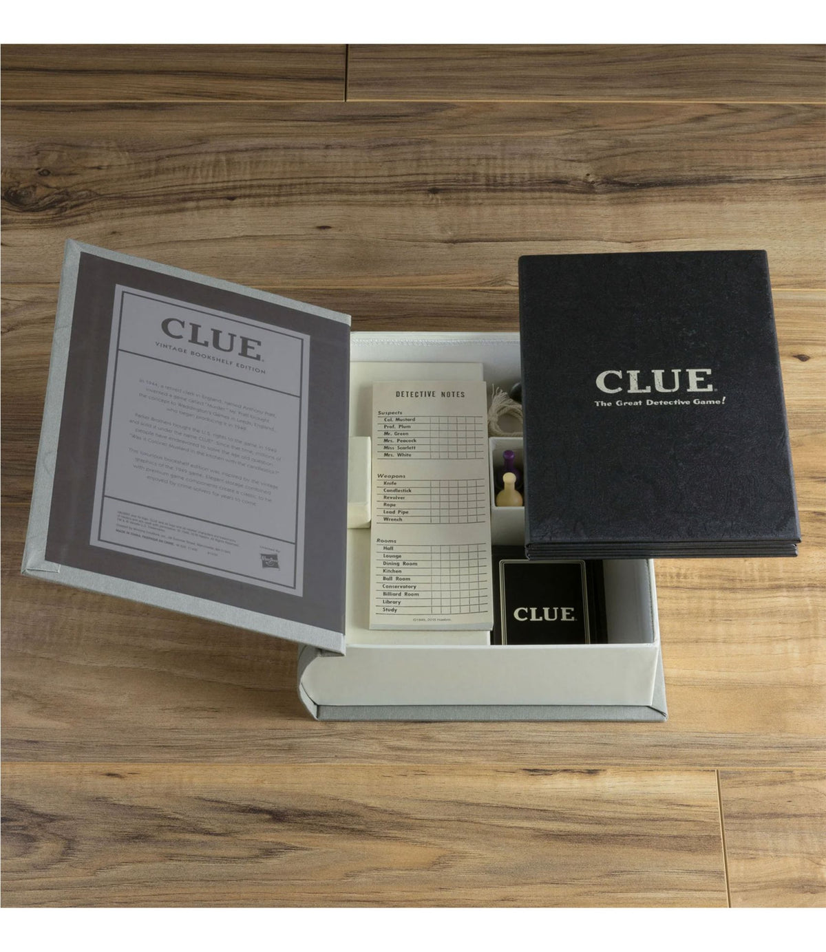 L.L.Bean Clue Vintage Bookshelf Game Multi