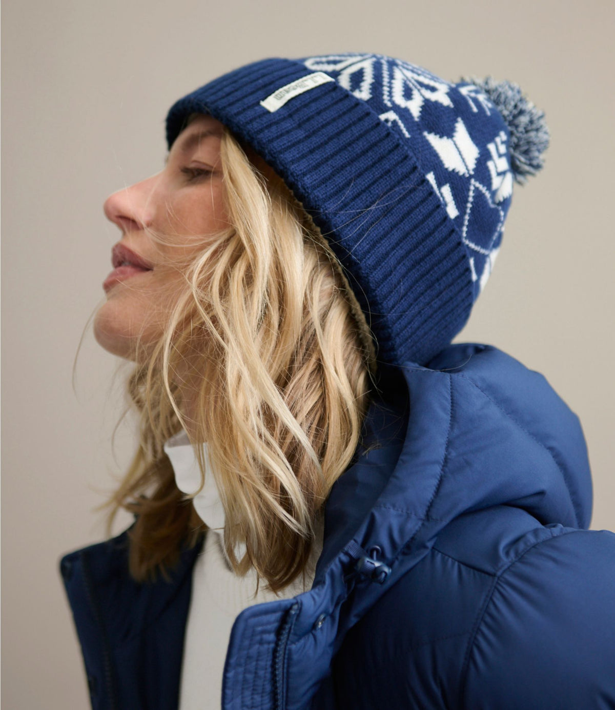 L.L.Bean Adults' L.L.Bean Snowflake Chunky Yarn Pom Hat Classic Navy/Sea Salt