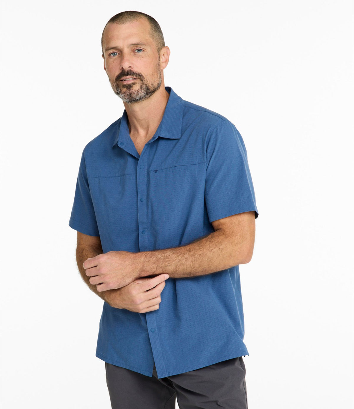 L.L.Bean Men's Ultralight Trail Shirt, Short-Sleeve Carbon Navy