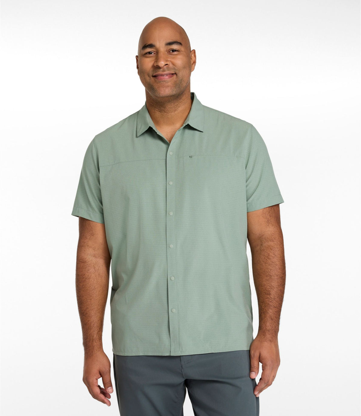 L.L.Bean Men's Ultralight Trail Shirt, Short-Sleeve Carbon Navy