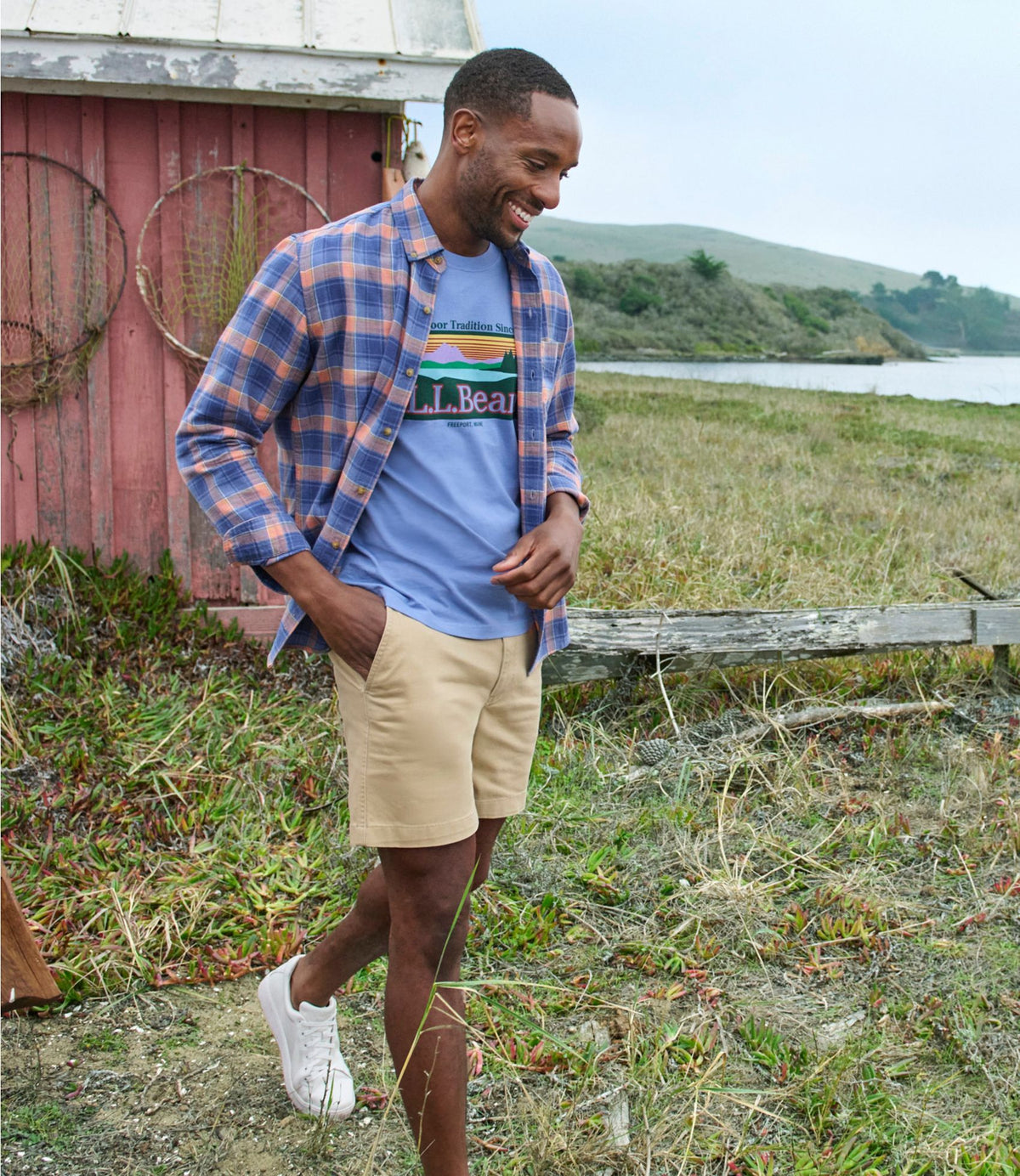 L.L.Bean Men's Sunwashed Twill Shirt, Slightly Fitted Untucked Fit