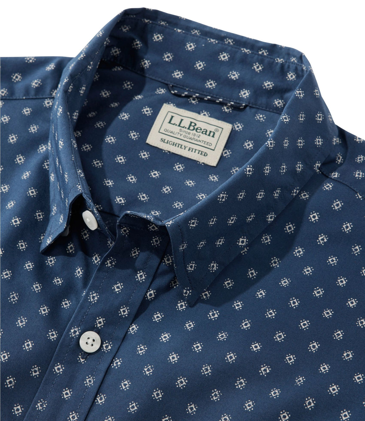 L.L.Bean Men's Comfort Stretch Performance® Shirt, Short-Sleeve, Slightly Fitted Untucked Fit, Print Classic Navy Ducks