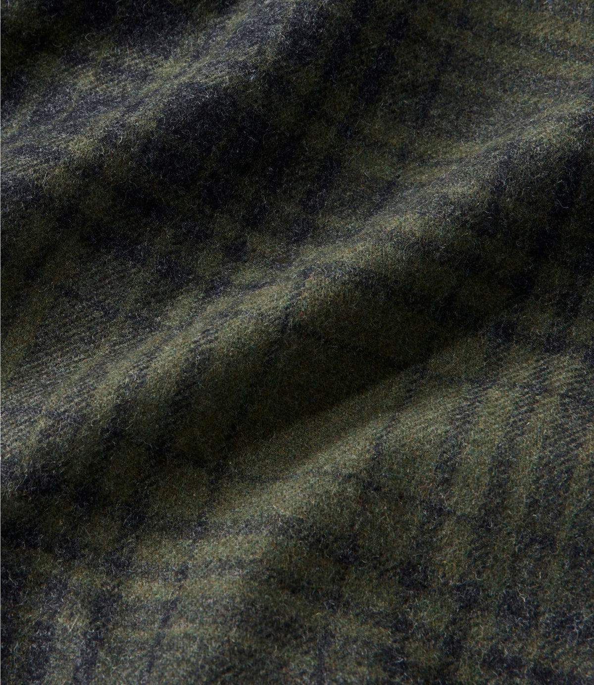 L.L.Bean Men's Maine Guide Lightweight Wool Field Shirt, Plaid Forest Shade Plaid