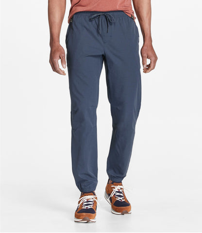 L.L.Bean Men's L.L.Bean Multisport Joggers Alloy Gray