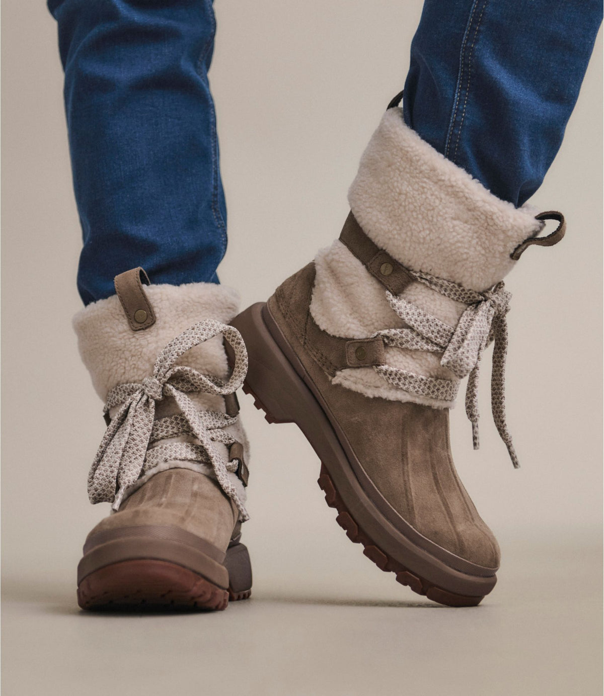 L.L.Bean Women's 5-Bar Pull-On Boots, Sherpa Cocoa