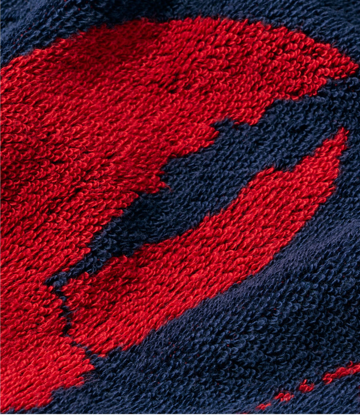 L.L.Bean Seaside Beach Towel, Lobsters Bright Navy