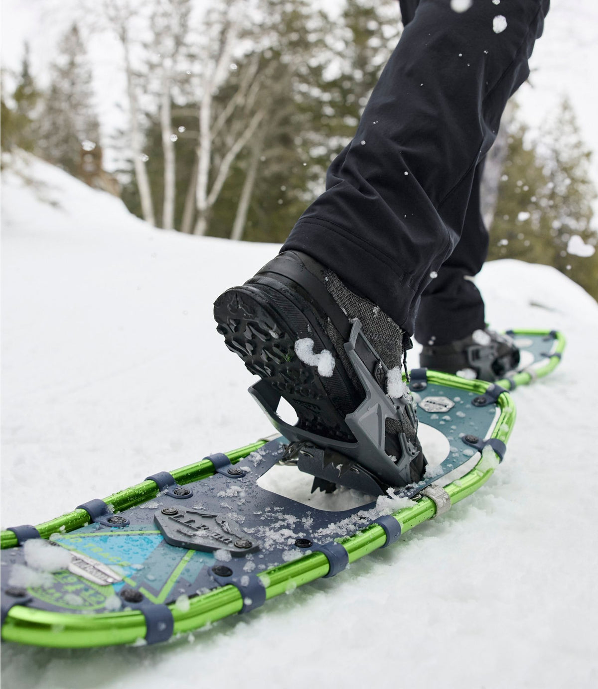 L.L.Bean Men's Pathfinder BOA® Rec Snowshoe Package Carbon Navy