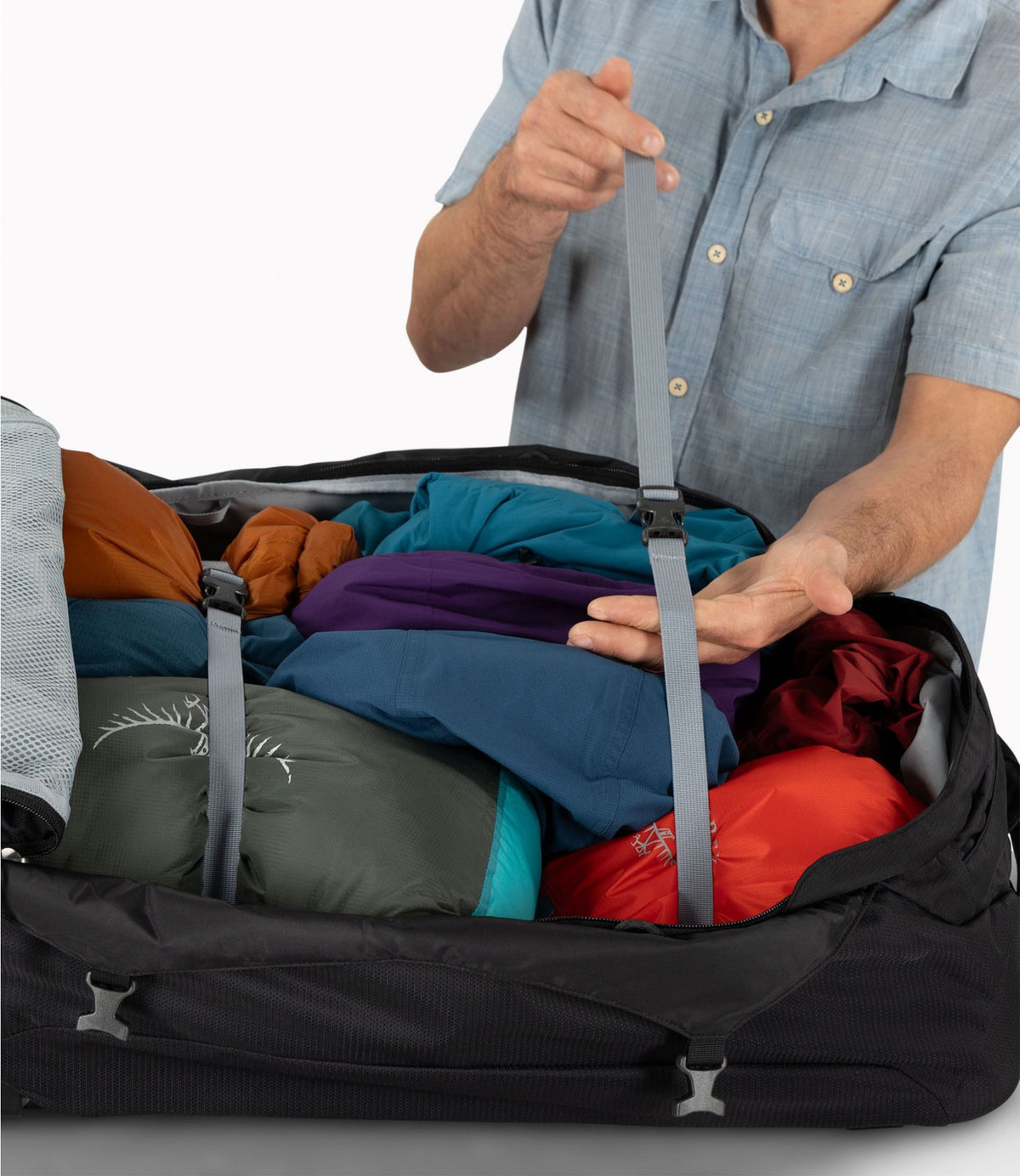 L.L.Bean Osprey Farpoint/Fairview Wheeled Duffle, 65L Black