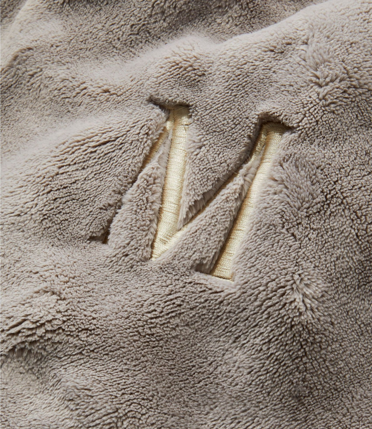L.L.Bean Wicked Plush Throw Mountain Red