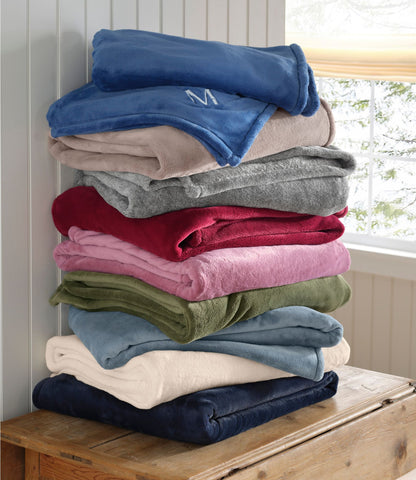 L.L.Bean Wicked Plush Throw Mountain Red