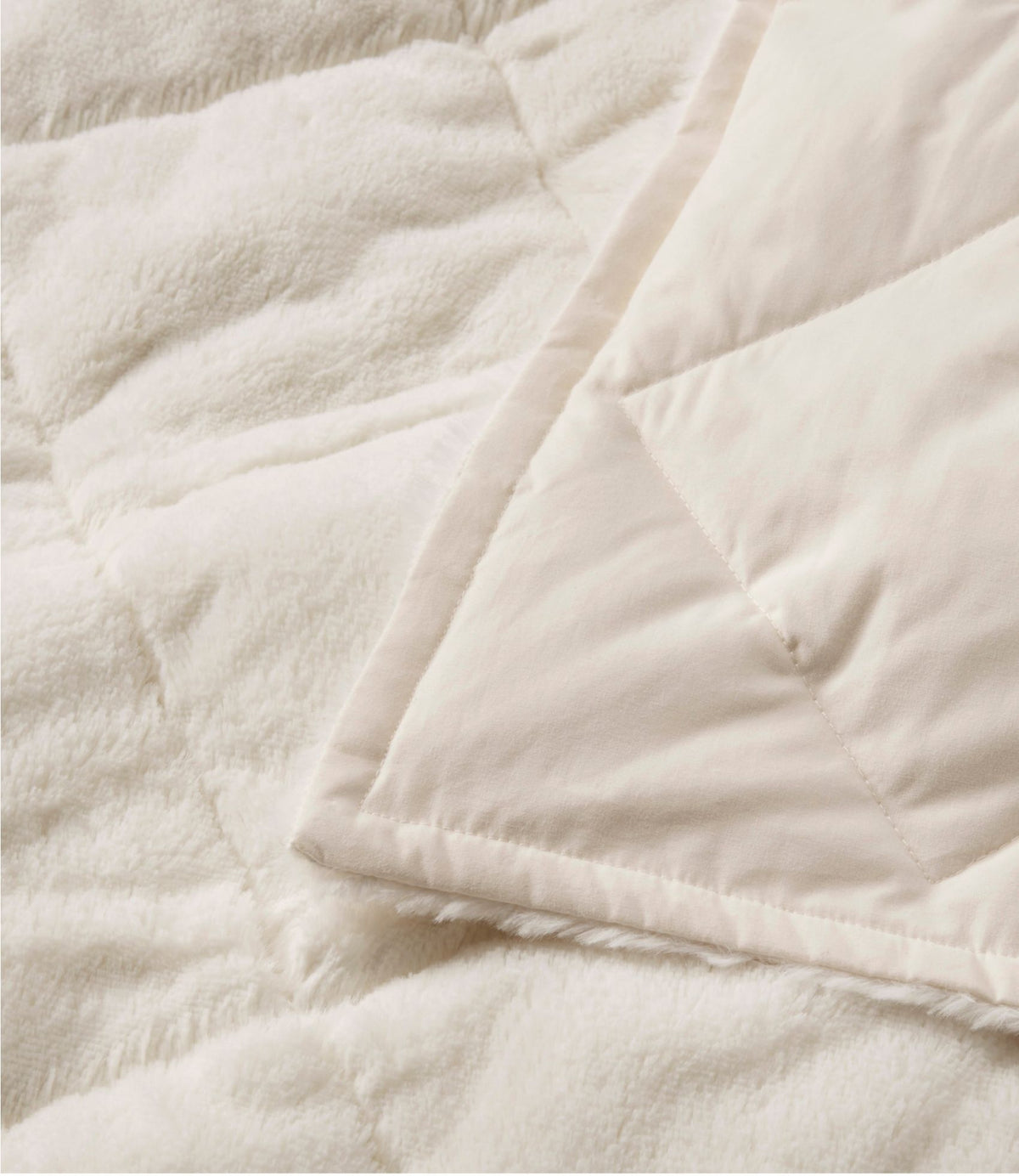 L.L.Bean Ultraplush PrimaLoft Throw Cream