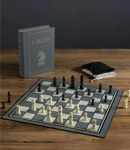 L.L.Bean Chess Vintage Bookshelf Game Multi