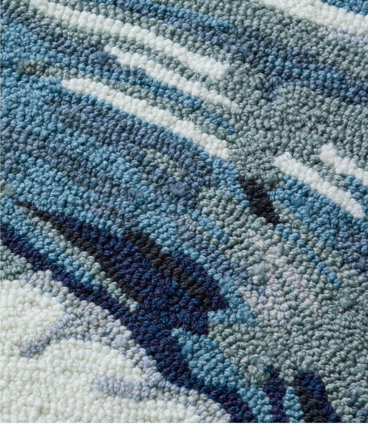 L.L.Bean Indoor/Outdoor Vacationland Rug, Ocean Waves Multi