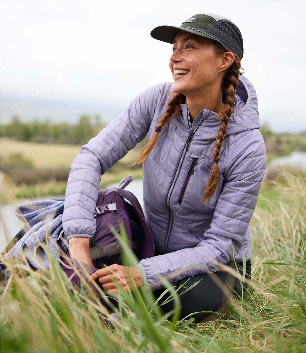 L.L.Bean Women's PrimaLoft Packaway Hooded Jacket Bright Mariner