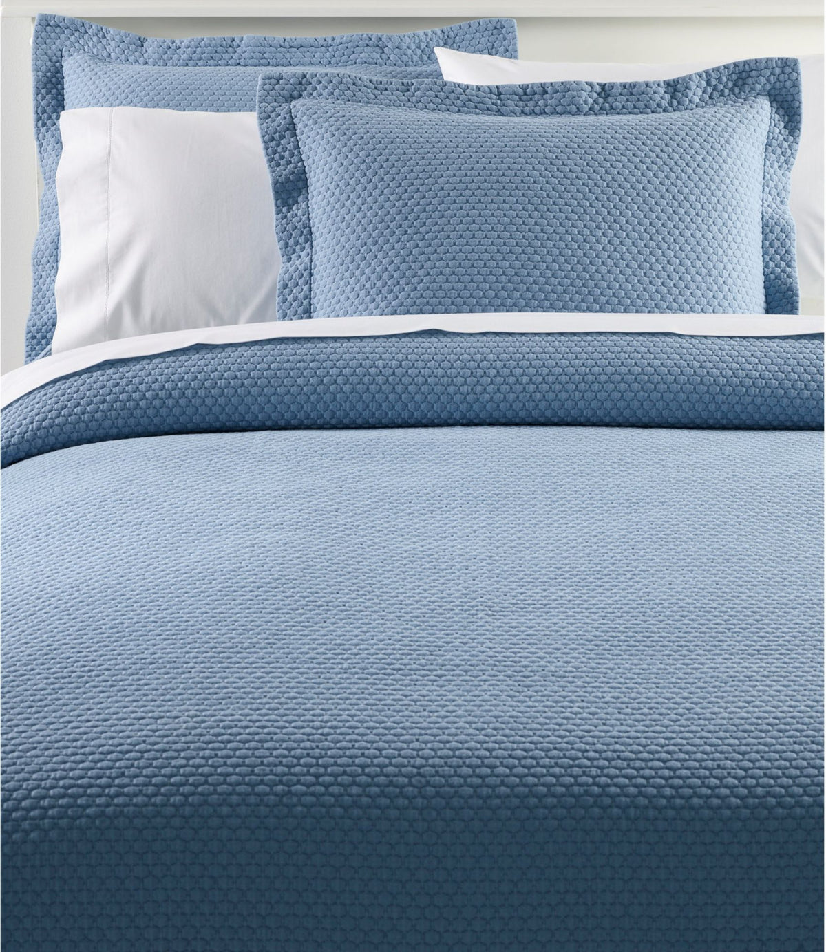 L.L.Bean Organic Honeycomb Matelassé Coverlet Bay Blue