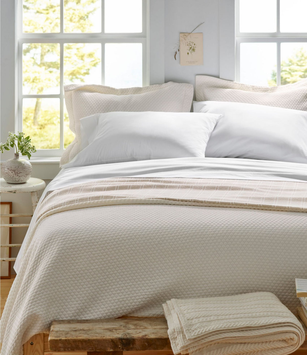L.L.Bean Organic Honeycomb Matelassé Coverlet Bay Blue