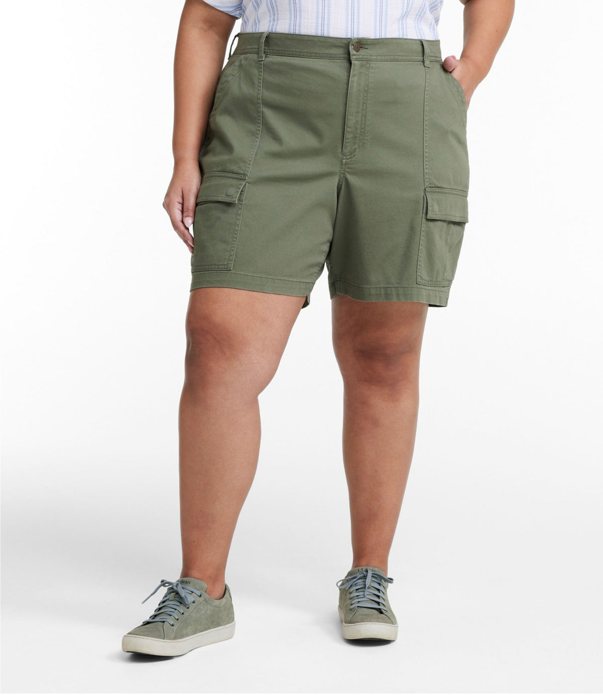 L.L.Bean Women's Comfort Stretch Shorts, Cargo 7" Classic Navy