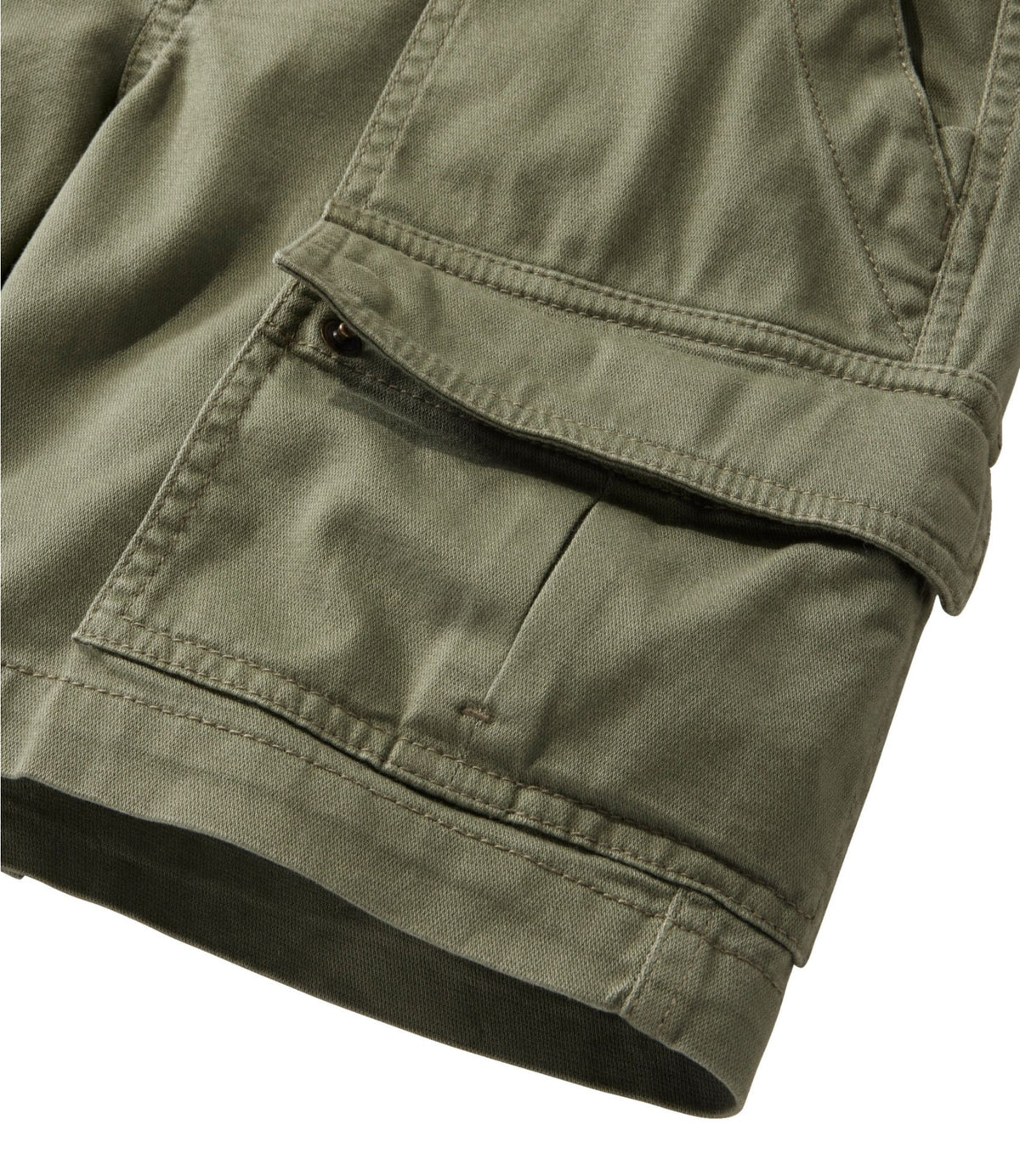 L.L.Bean Women's Comfort Stretch Shorts, Cargo 7" Classic Navy