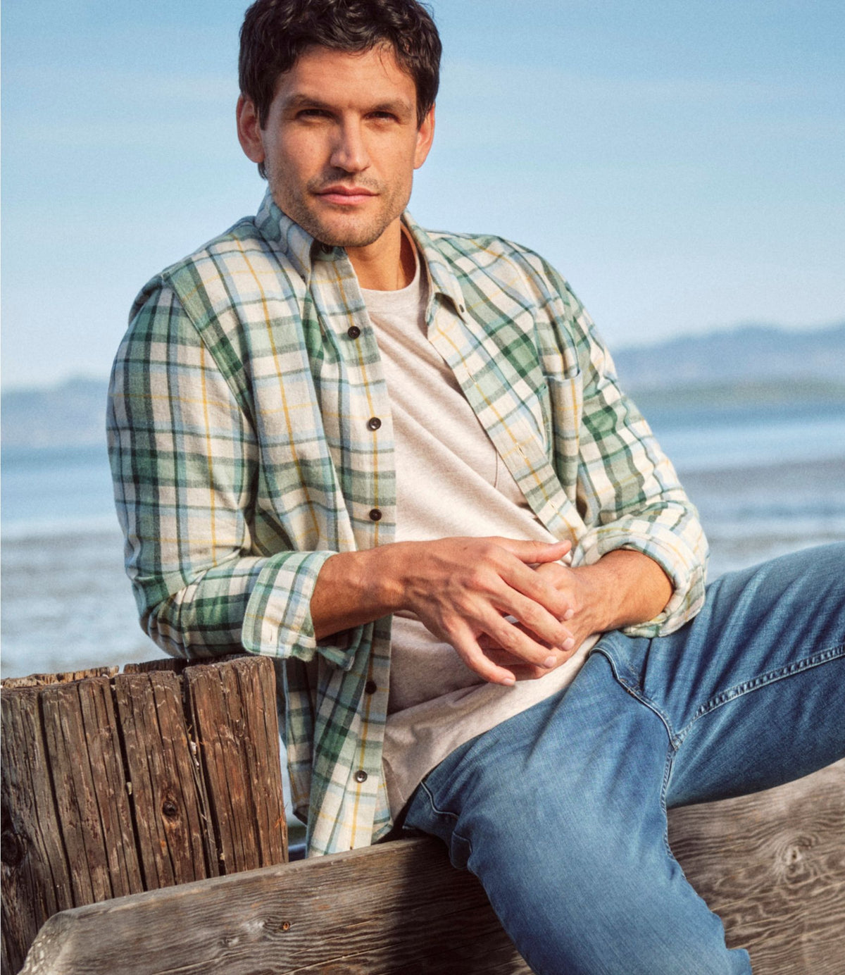 L.L.Bean Men's Scotch Plaid Flannel Shirt, Slightly Fitted Untucked Fit Bean of Freeport Green