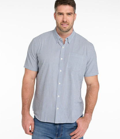 L.L.Bean Men's Comfort Stretch Performance® Seersucker Shirt, Short-Sleeve, Slightly Fitted Untucked Fit, Stripe Classic Navy