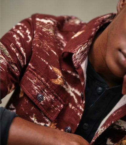 L.L.Bean Men's Signature 1933 Chamois Cloth Shirt, Slim Fit, Pattern Camel Brown Embroidery