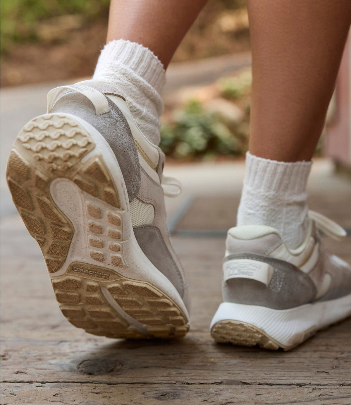 L.L.Bean Women's 1985 Mountain Classic Sneakers Shore