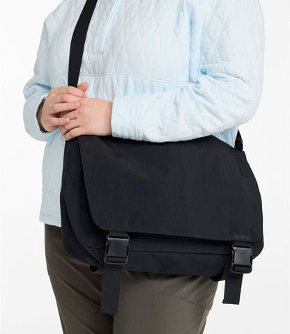 L.L.Bean Wharf Street Messenger Bag Midnight Black
