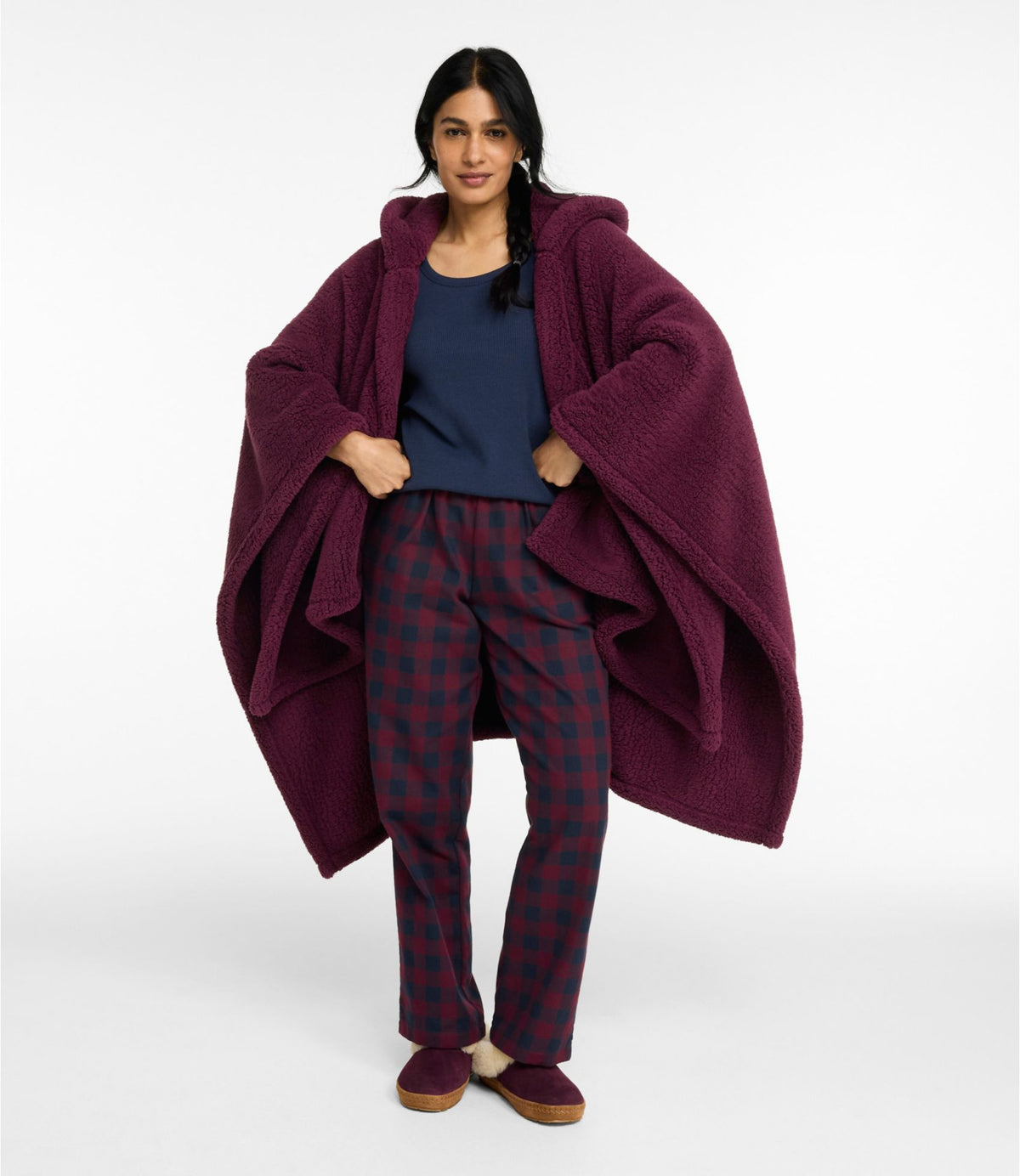 L.L.Bean Cozy Sherpa Wearable Throw Gray