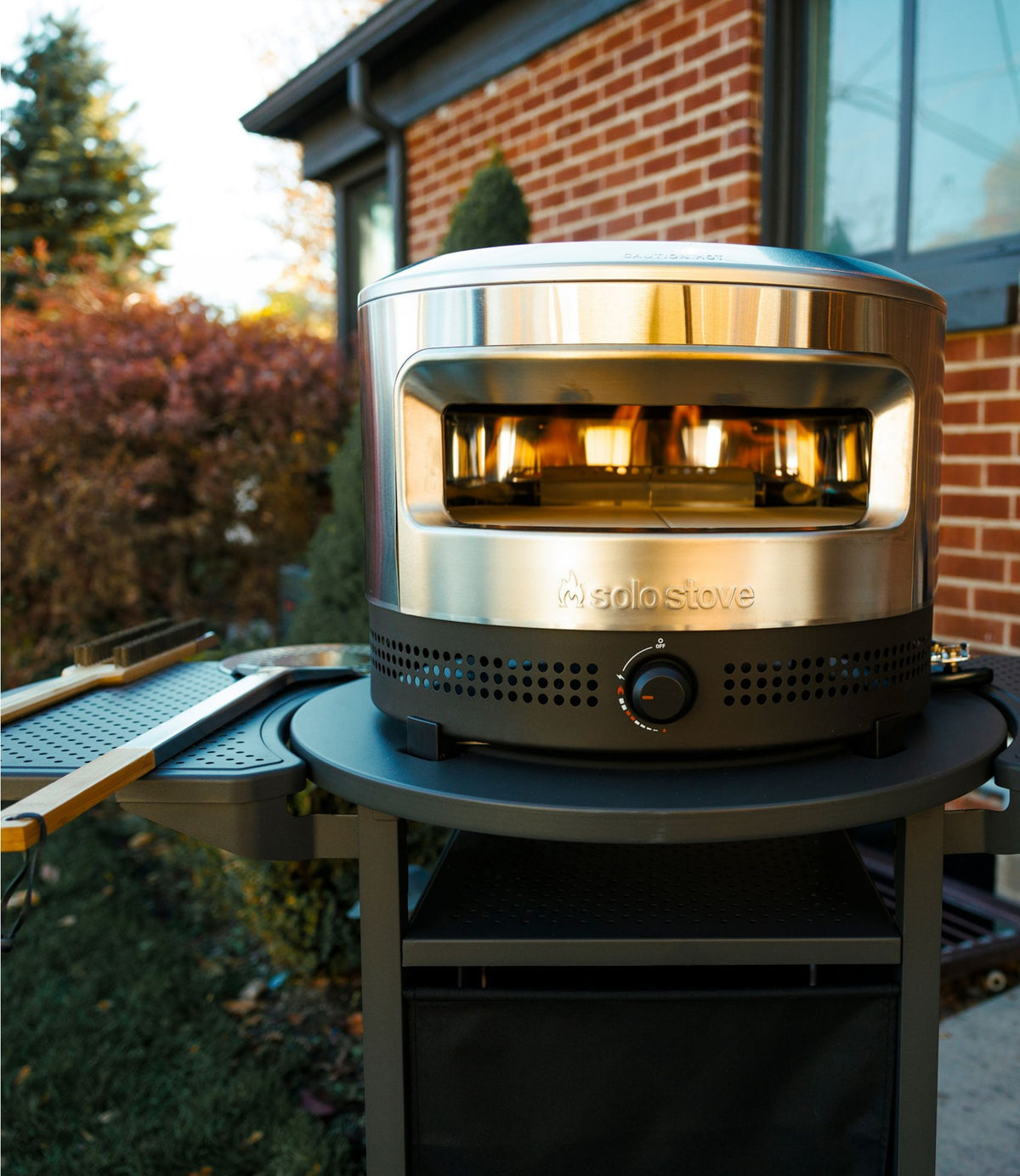 L.L.Bean Solo Stove Pi Prime Gas Pizza Oven Cart Black