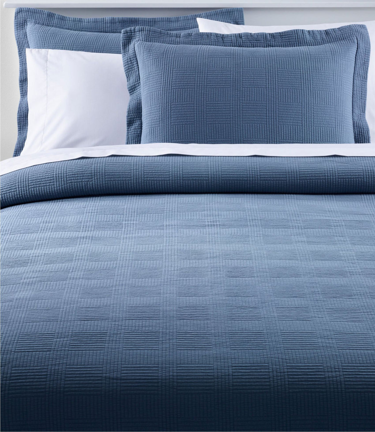 L.L.Bean Vintage Matelassé Bedspread Atlantic Blue