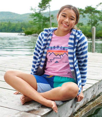 L.L.Bean Kids' Graphic Tee, Glow-in-the-Dark Classic Navy Tossed Beans