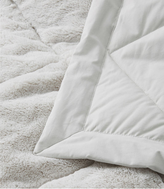 L.L.Bean Ultraplush PrimaLoft Blanket Cream